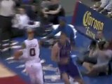 Omri Casspi assists Spencer Hawes with a sweet lob pass and