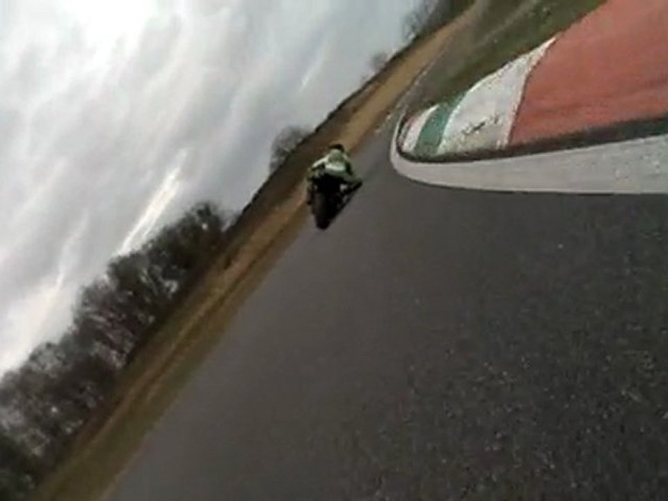 TWIST RING RACING pabloon zx10r 2009  filmed  by  vincent boquet pau 19 märz lap times 1,25-1,26