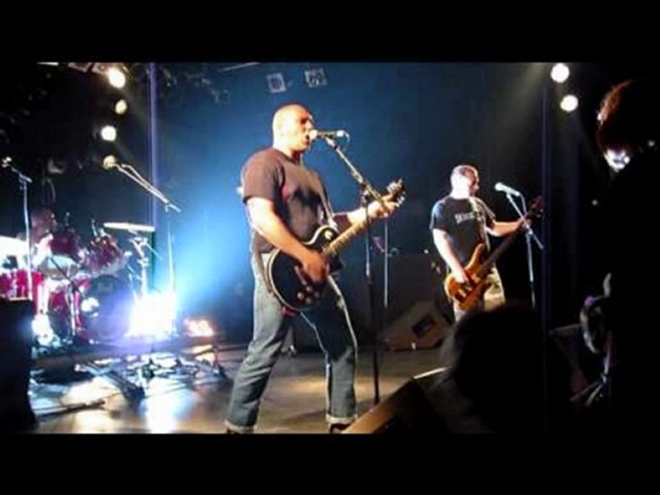 Hors Contrôle - skinhead