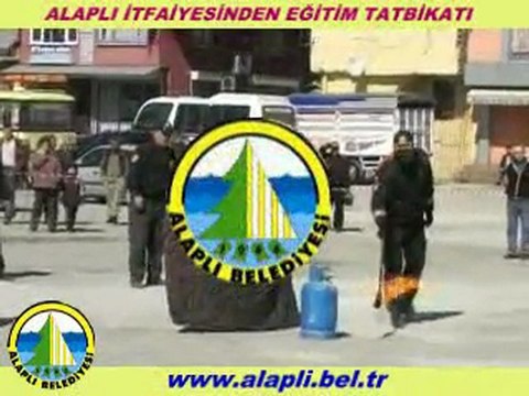 ALAPLI İTFAİYESİNDEN EĞİTİM TATBİKATI