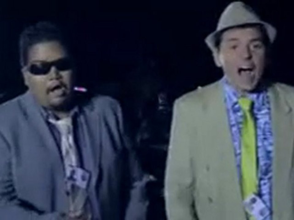 Elise Hoareau dans une pub "trop fort a voir absolument ".