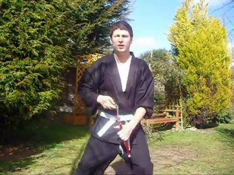 HOW TO USE NUNCHUCKS - LEARN HOW TO DO NUNCHUCKS BASICS