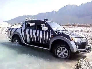 L200 DAKAR Alpin Endüstriyel Dağcılık Hizmetleri Arazi Aracı