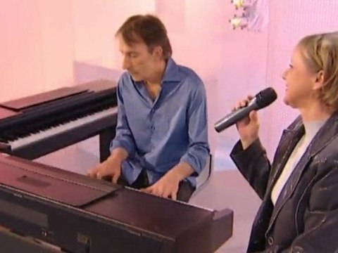 Dorothée : Une chanson d'amour (Live - IDF1 2 ans)