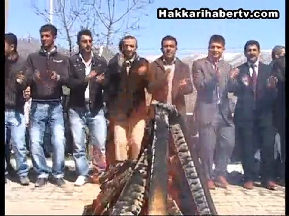 Hakkari Üniversitesinden Halaylı Nevruz Kutlaması