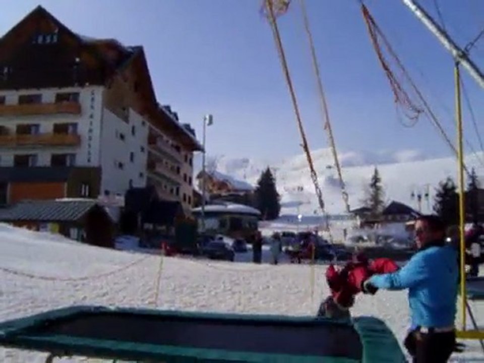 Maxence au Trampoline de la Toussuire