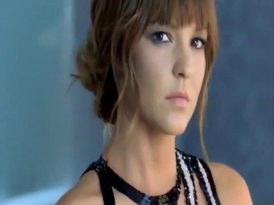 Bengü - Gelen Seni Soruyor [ Vieo Klip ]