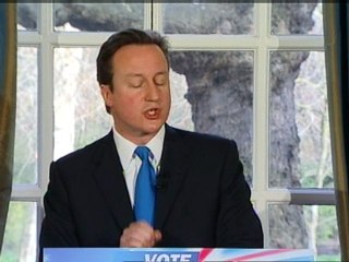 Cameron demands lobby row inquiry