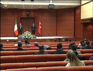 İrlanda Cumhurbaşkanı McAleese ile soru cevap