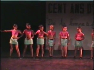 Gala de danse 2000-La mini-jupe