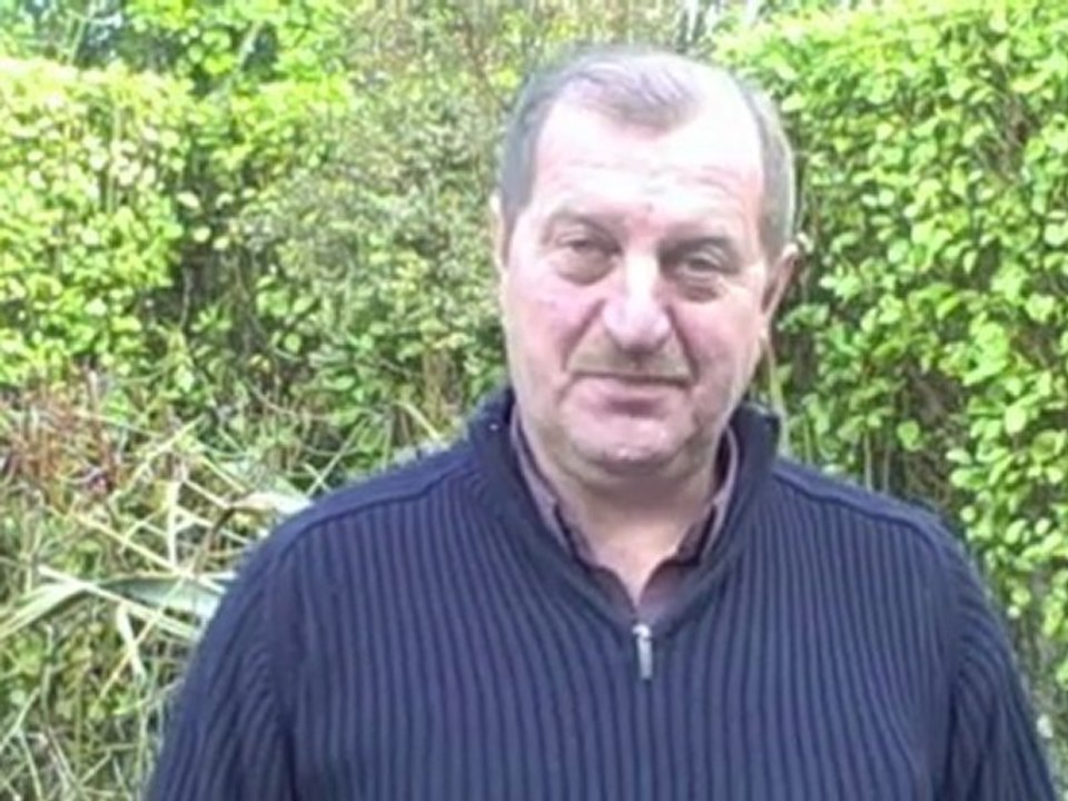 Gary Vaynerchuk Book For Entrepreneurs.