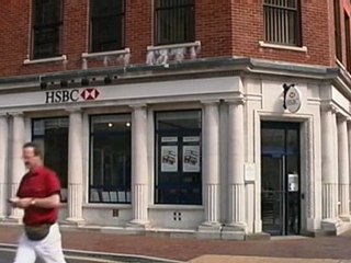 Banks told to 'give bank account to everyone'
