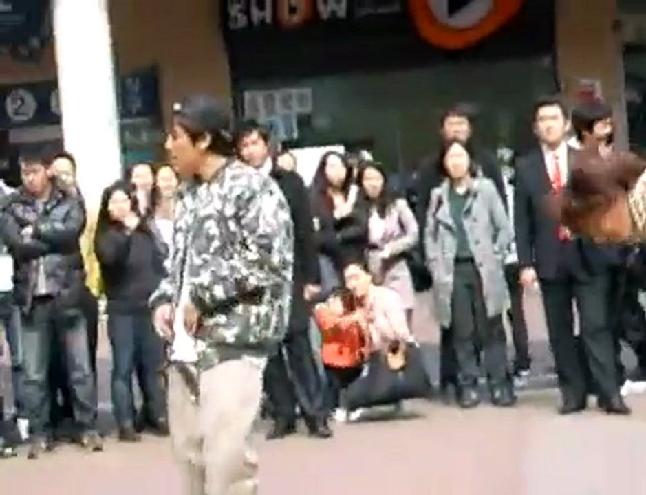 [100324] Daesung and Seungri recording for SBS program