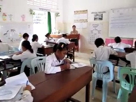 contrôle à Battambang, classe A.F.S., Cambodge