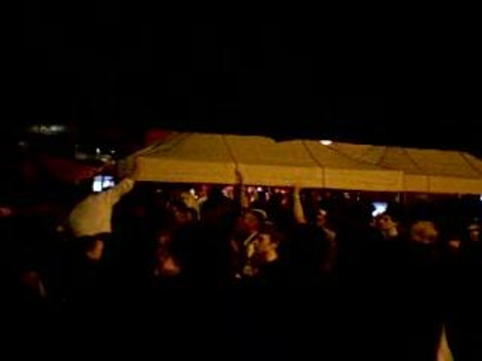 " On est en finale ! " - place des Lices