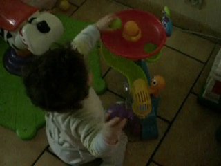 Lyzéa joue 23 03 10