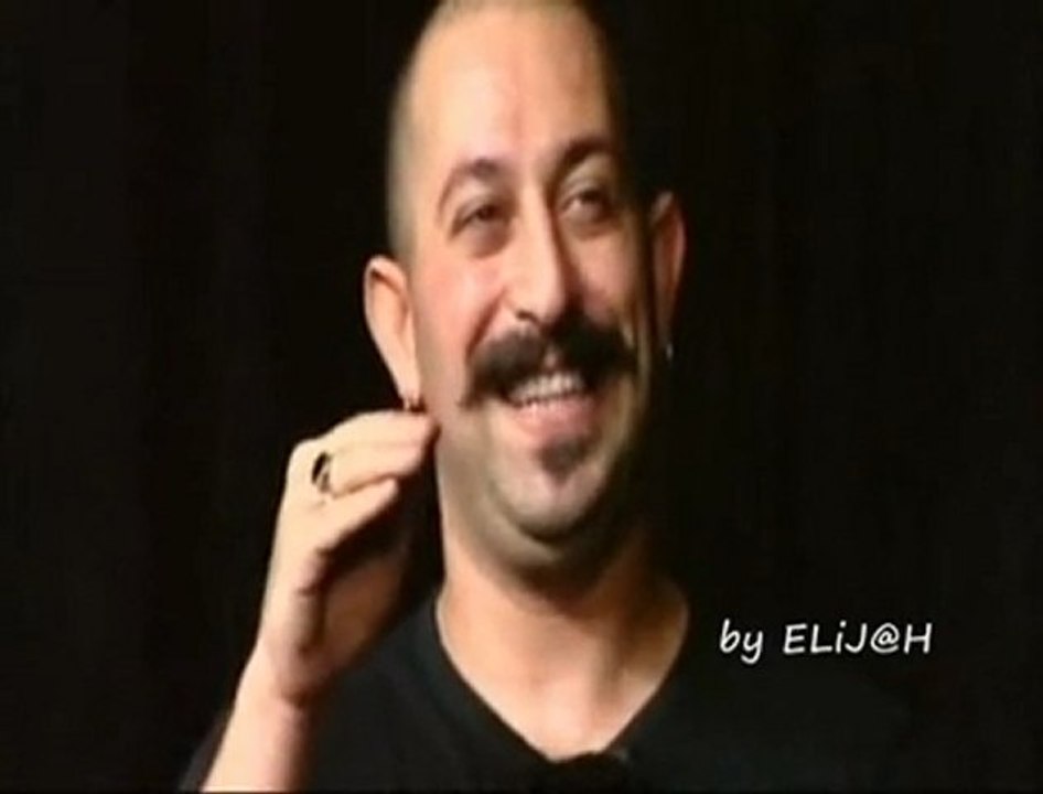 su içerken yılan bile gülmez