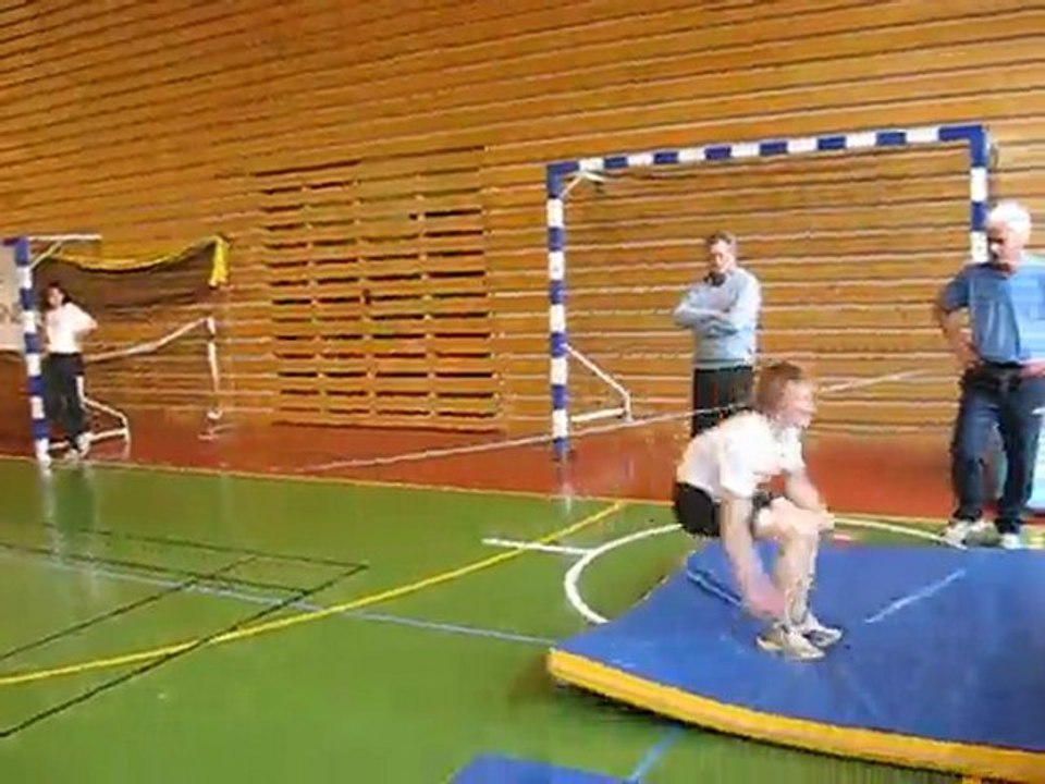 2010_salle_LARA-minimes_Yannick_Pentabond