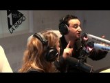 Julie Zenatti et Cyril Hanouna chantent dans le i-radio show