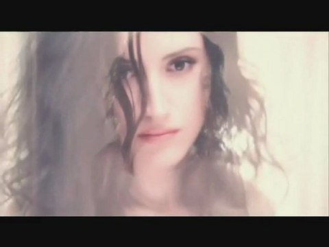 Aslı Güngör - Ben De Dahil [YENI KLIP 2010] H.Q.