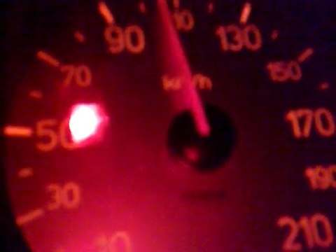 Accélération 206 SW S16 sur autoroute 2/2)