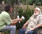 Carlos Tena entrevista a Daniel Chavarría, novelista uruguay