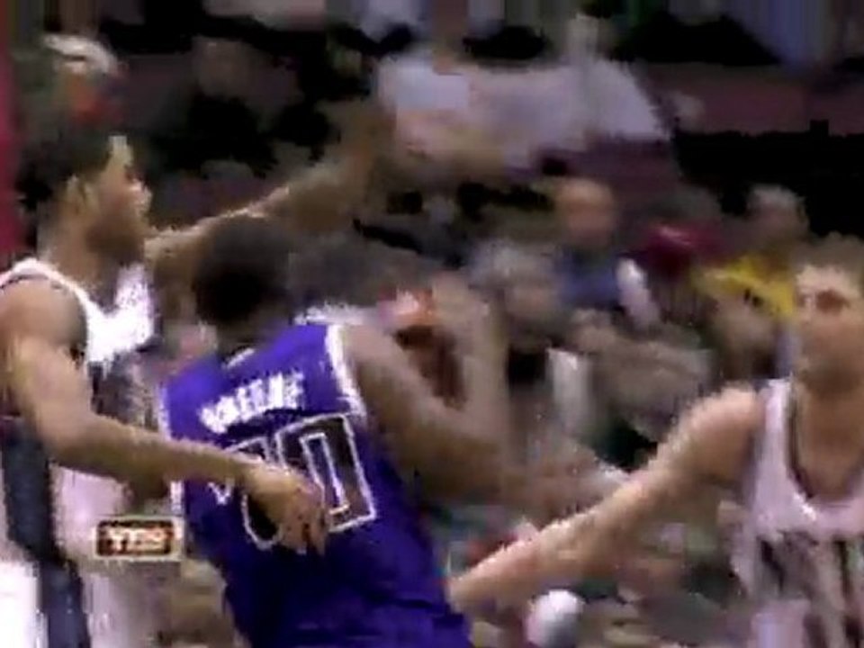 Brook Lopez gets the block, Devin Harris takes it up the cou