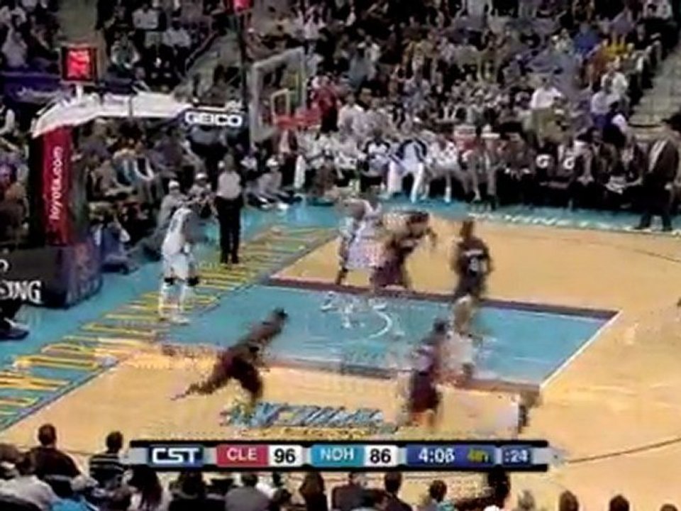 LeBron James seems to levitate on this play as he floats tow