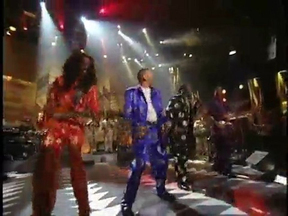 EWF - Let's groove (Live)