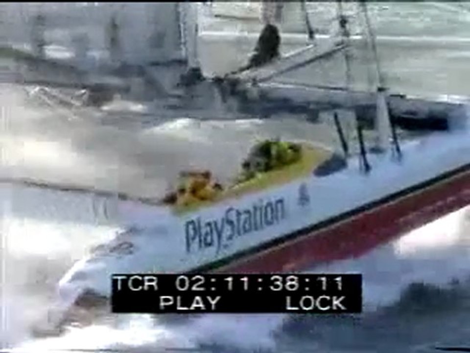 Playstation in BIG WAVES
