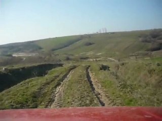 NİVA TEKERLEKLERİ YERDEN KESİLDİ