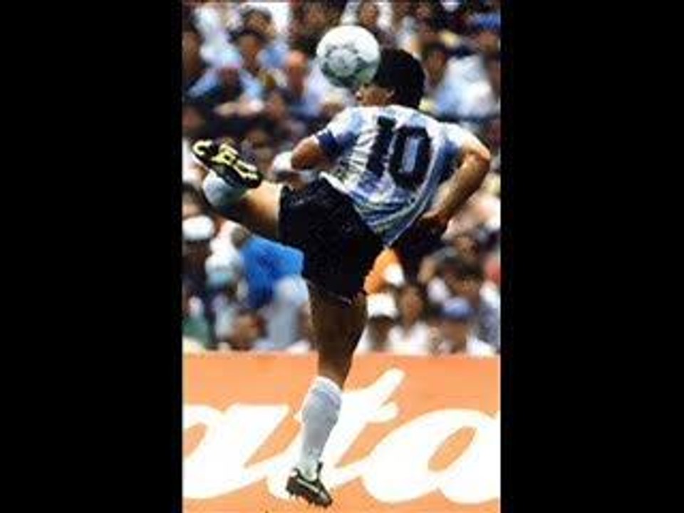 ZIDANE VS MARADONA
