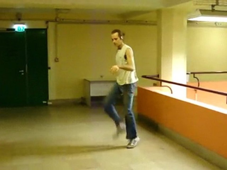 /Users/franckremy/vidéos/dédicasse Mickael