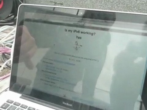 LISP demonstration: IPv6 over IPv4-only satellite network