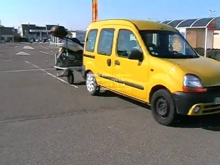 DEMONSTRATION DE LA MARCHE ARRIERE AVEC UNE VOITURE