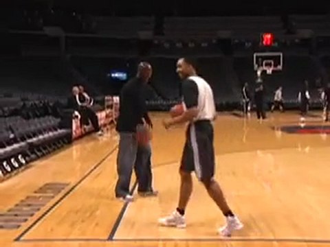 Michael Jordan es el dueño de los Charlotte Bobcats, y hace