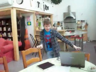 Gloria Gaynor, sors de ce corps [Rémi]