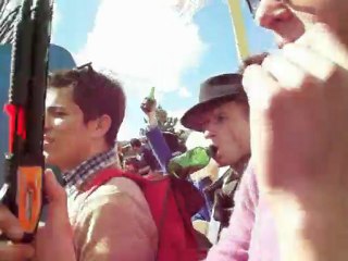 Carnaval etudiant Caen - mini-char - 2010-04-01