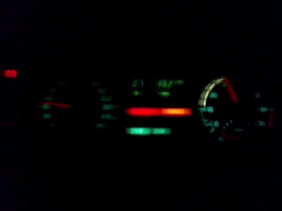 Accélération R25 V6 Turbo 182cv