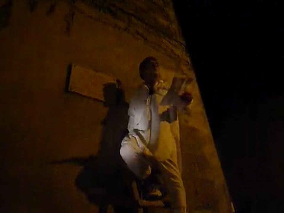 Charivari - Saint-Rémy de Provence : hommage au "Sauvage"