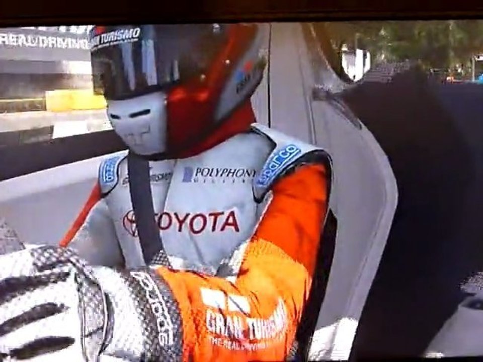 Gran Turismo 5 - Animation pilote Toyota FT-86 sur Tokyo 1/2