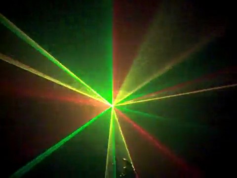 LASER 2 x 50 mw vert et rouge , jaune en combinant les deux