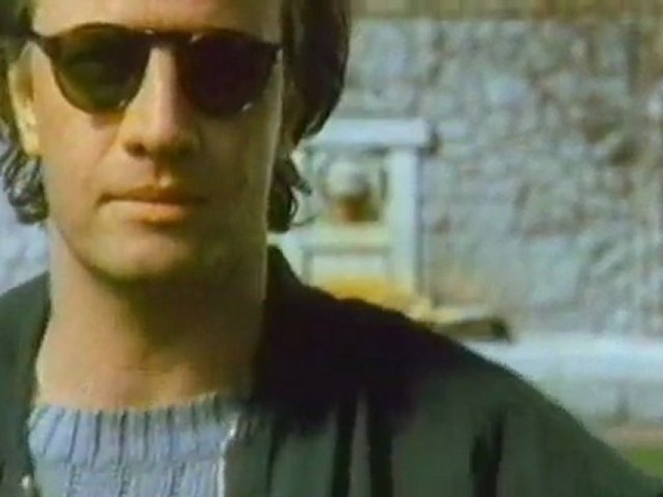 Knight Moves (1992)