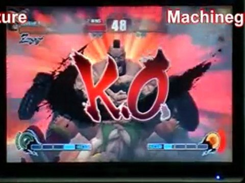 BBC4 Demi1 Street Fighter IV Azure VS Machinegun