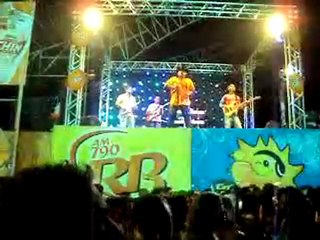 WALMIR SERPA SHOW NA MAGNUM FEST MÚSICA VOA BEIJA FLOR