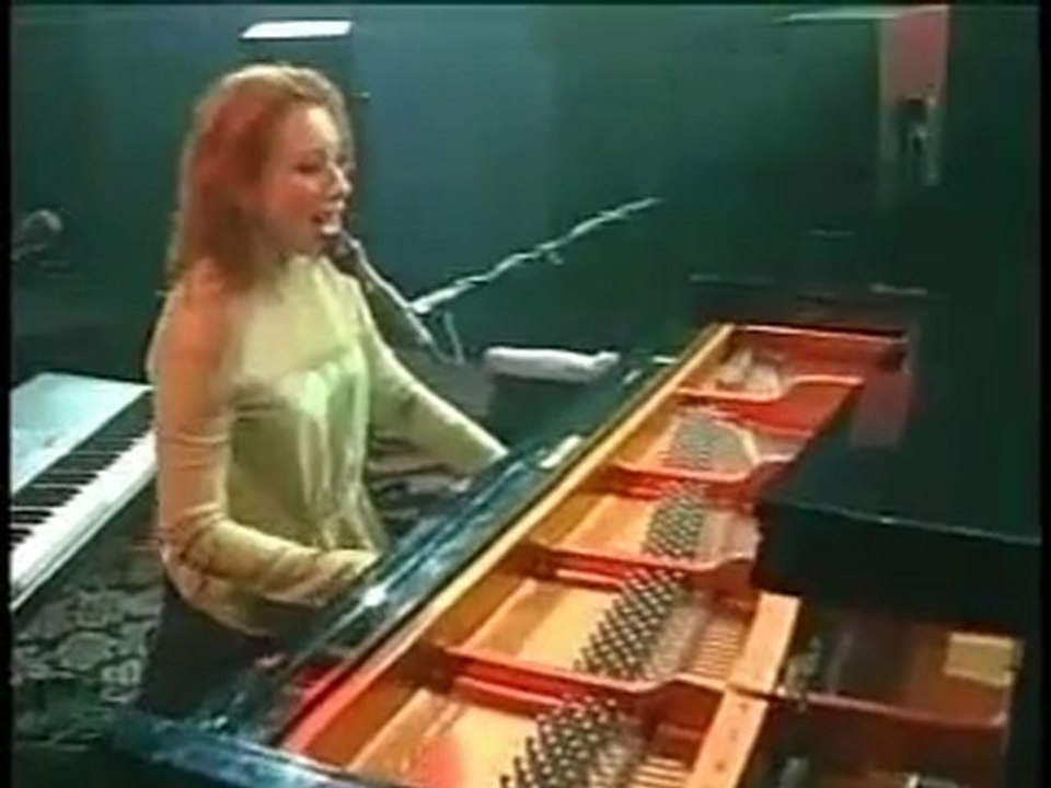 Tori Amos Blood Roses Sept 24, 1999 - Las Vegas