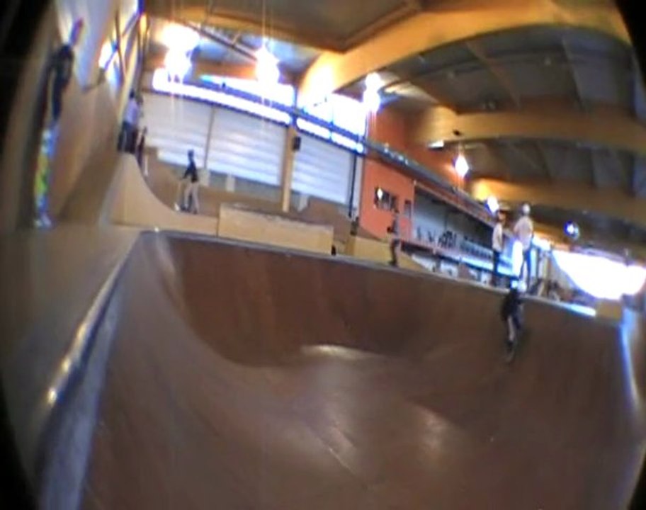 Alexis Magne skate part 2009.
