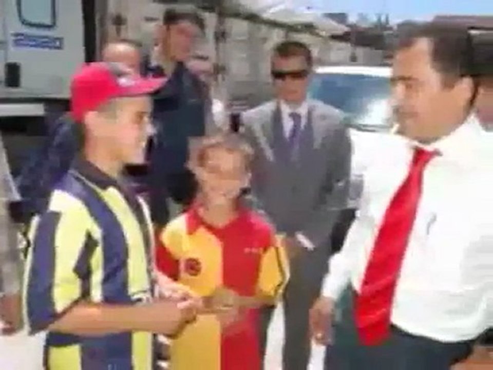 Yiğit Kar Altında Yatar