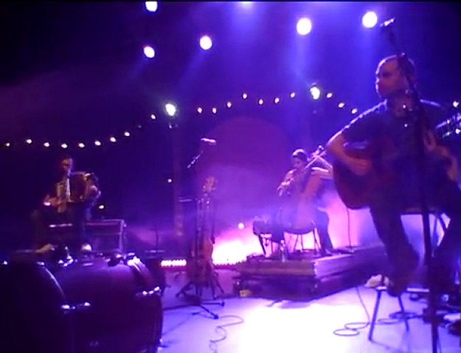 Les OGRES DE BARBACK : CAFE DU CANAL