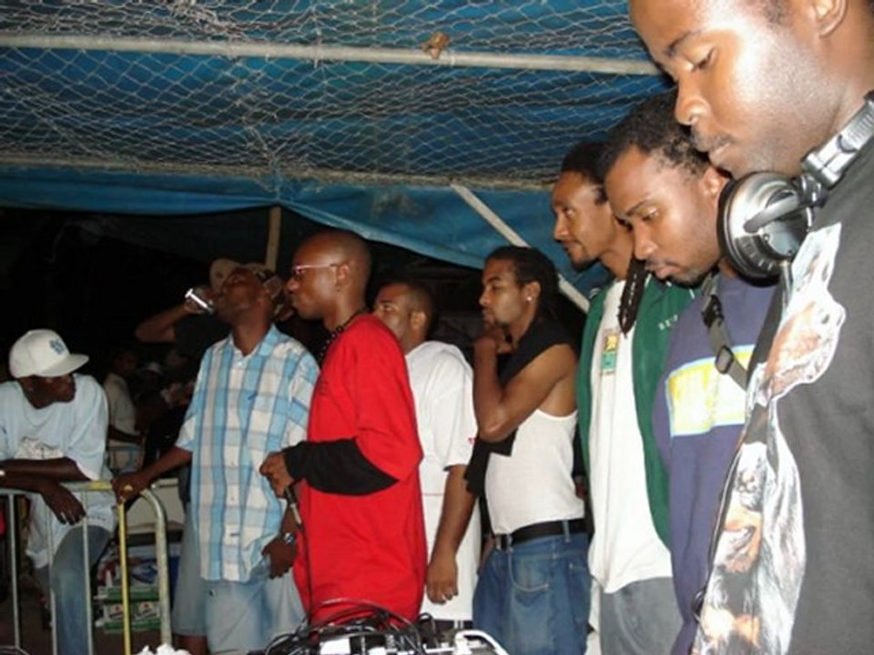 Missié Sadik & Olmyta Dubplate Ring Di Alarm Sound System